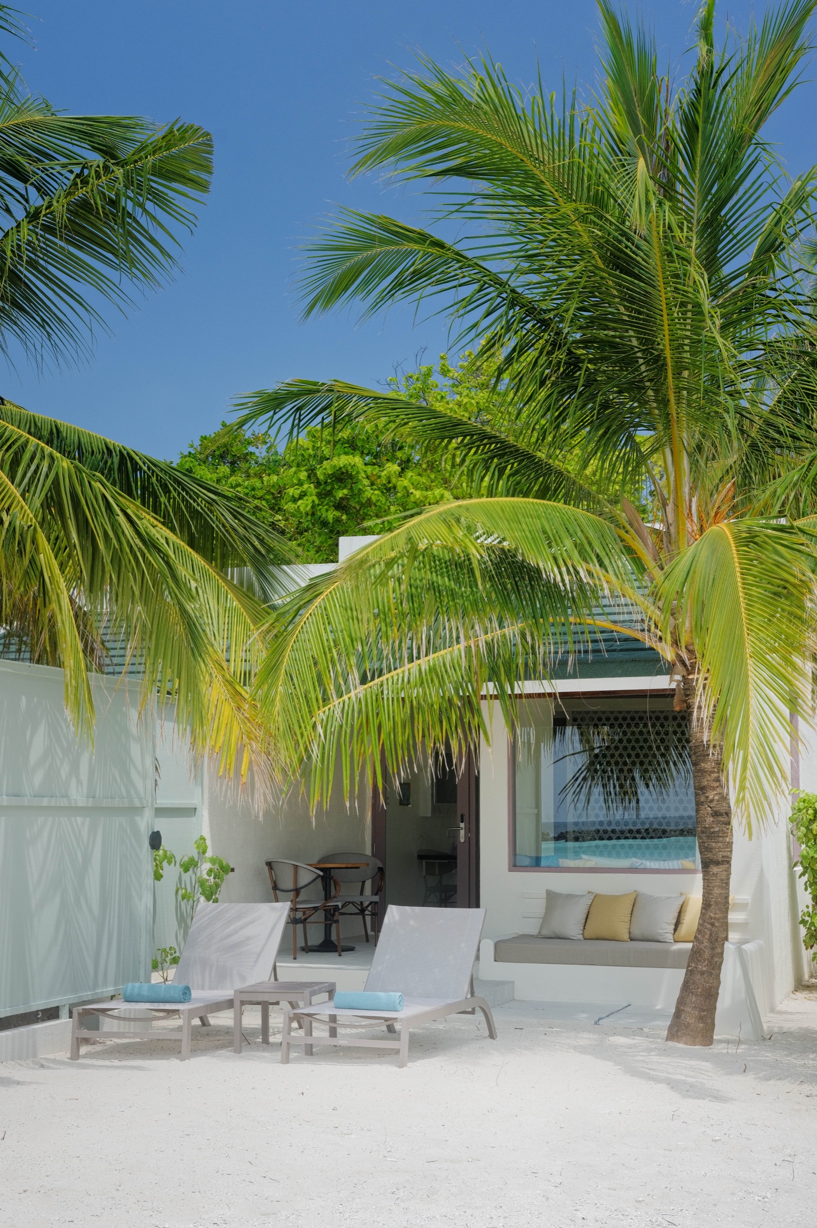 Deluxe Beach Villa